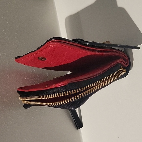 22. authentic Chloe wallet - Picture 4 of 7